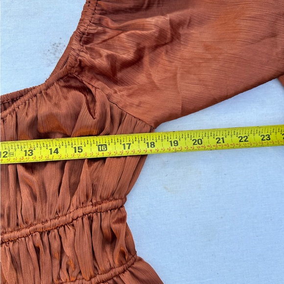 LUSH satin maxi - Picture 3 of 11